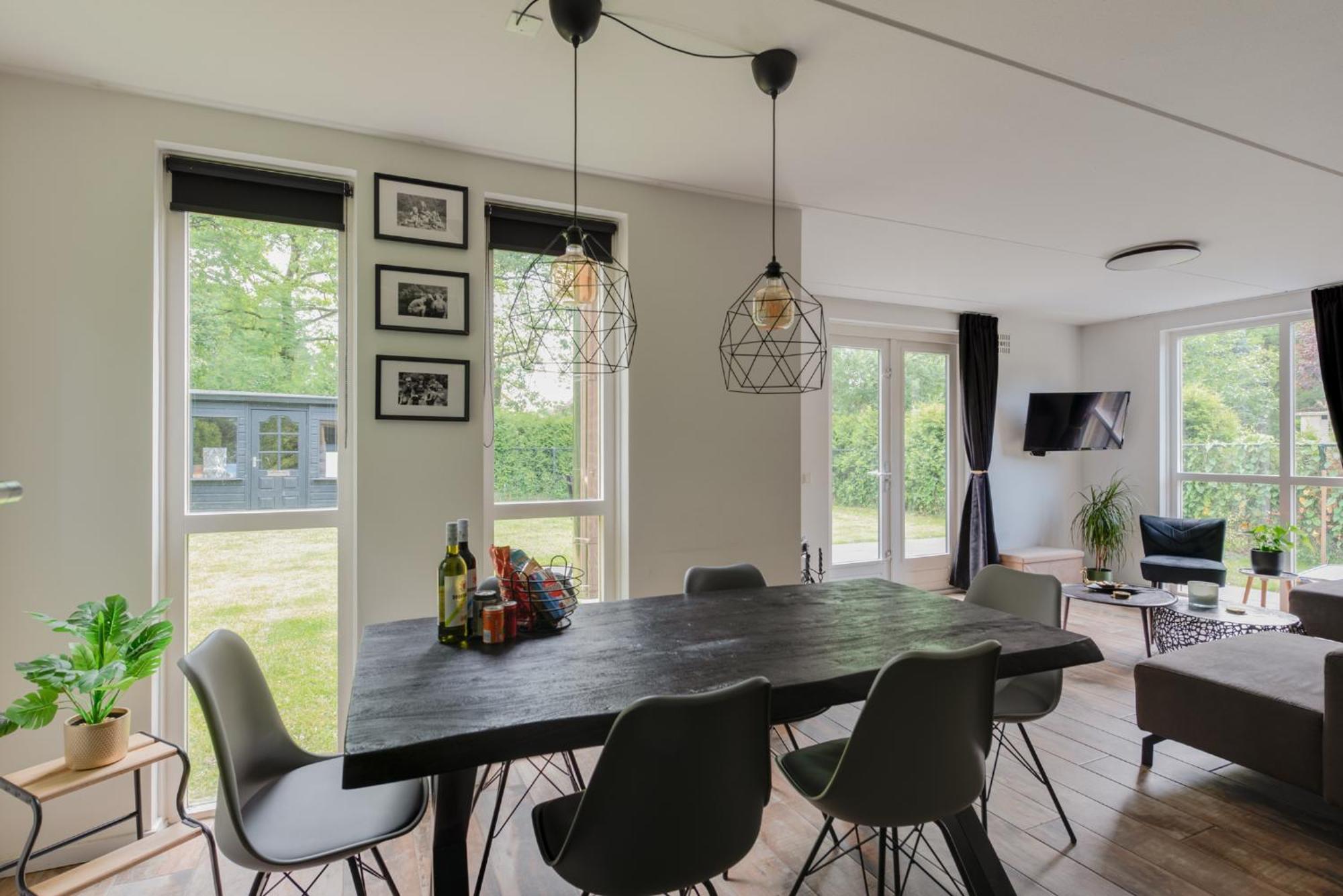 Het Huys Ewijk Mooi Luxe En Een Laadpaal Exterior foto